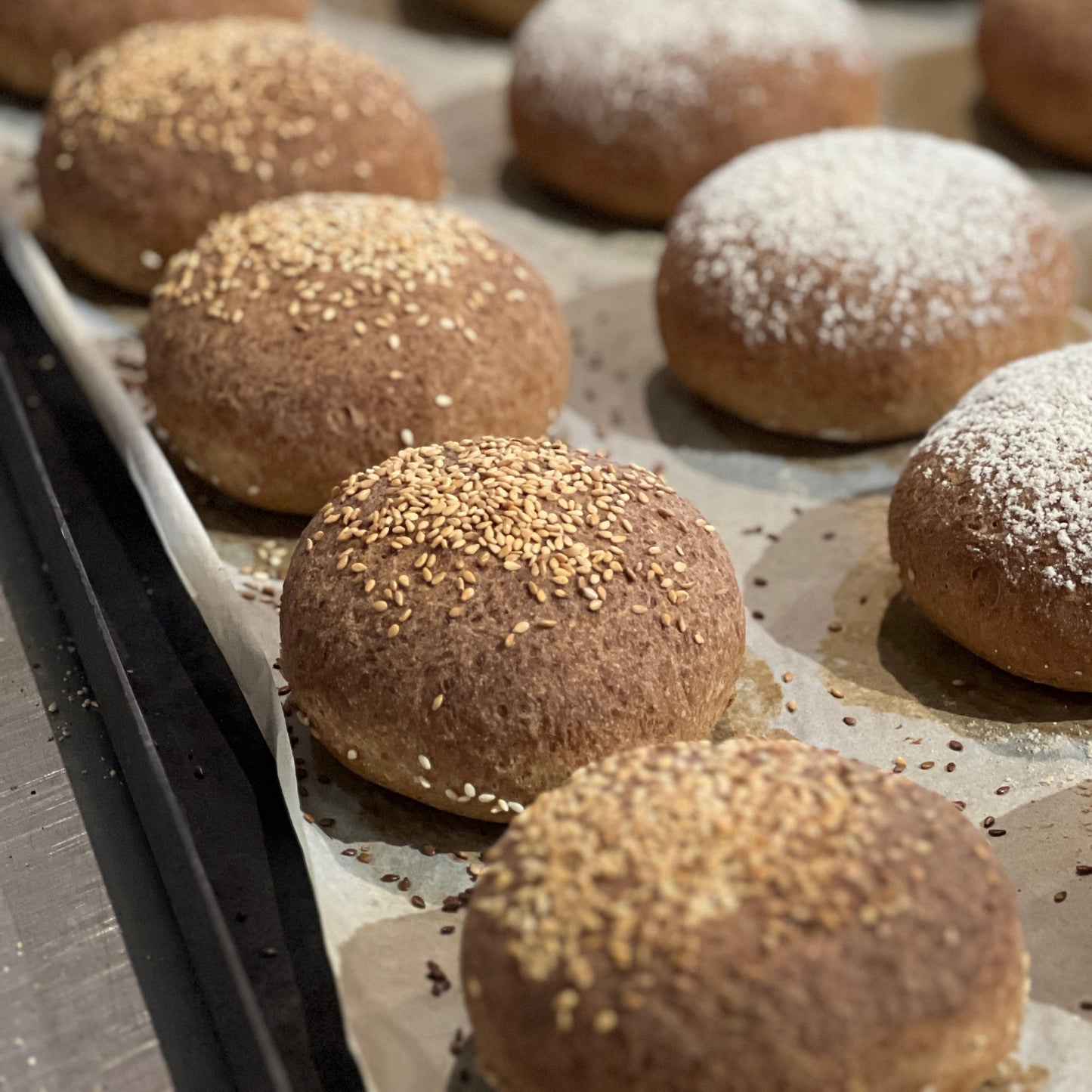 ORGANIC BURGER BUNS 4 PACK